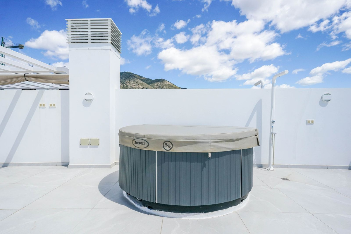 Penthouse for sale in Fuengirola