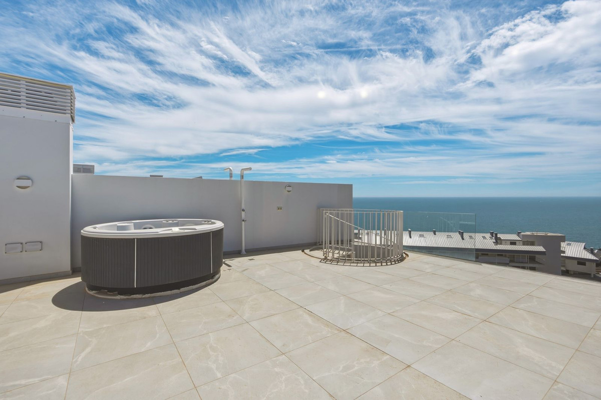 Penthouse for sale in Fuengirola