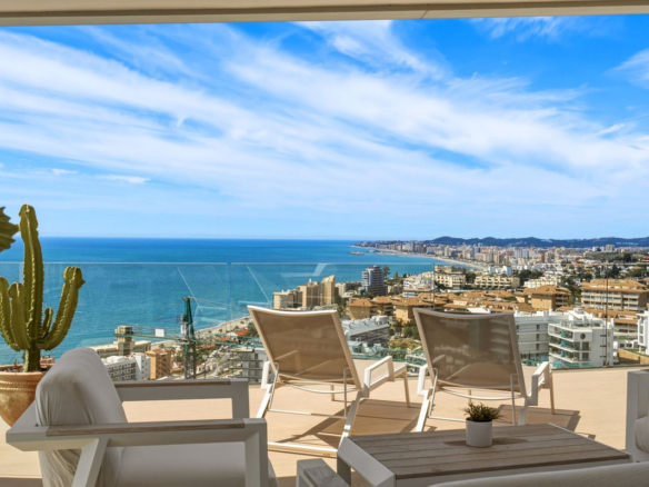 Penthouse for sale in Fuengirola