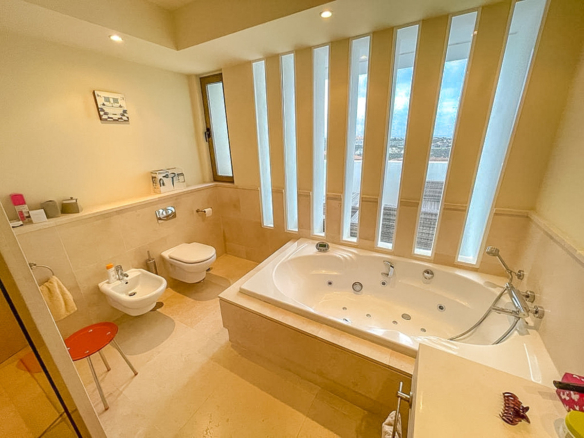 Penthouse for sale in Málaga