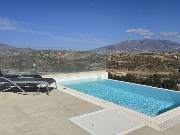 Penthouse for sale in Mijas