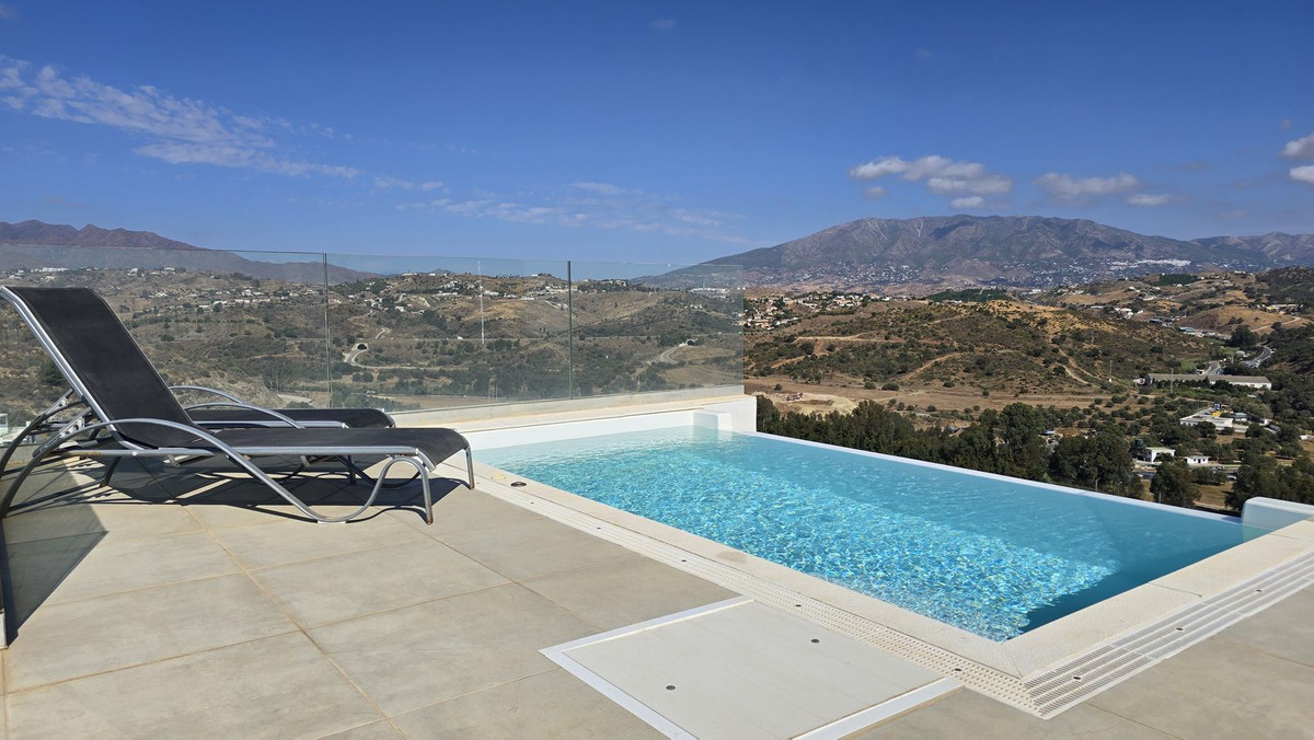 Penthouse for sale in Mijas