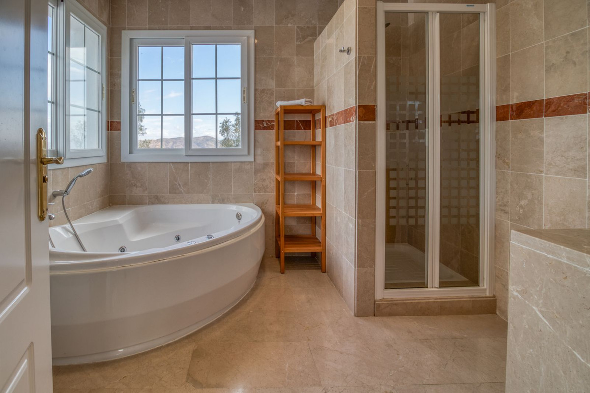 Semi-Detached House for sale in Alhaurín el Grande