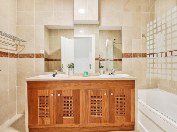 Semi-Detached House for sale in Alhaurín el Grande