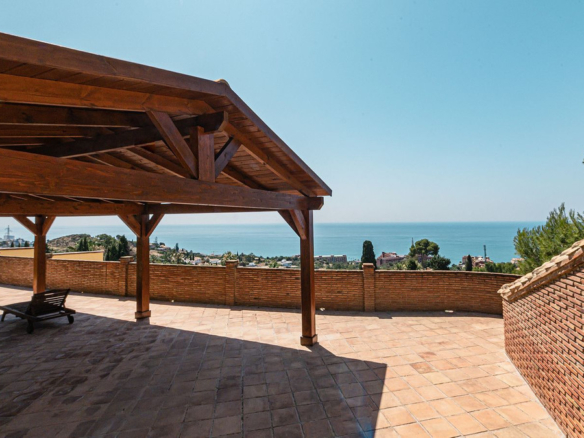 Semi-Detached House for sale in Benalmadena