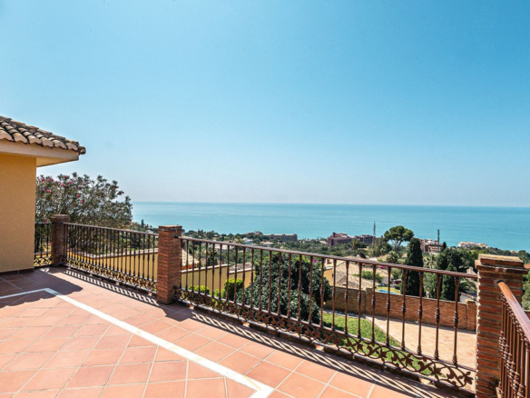 Semi-Detached House for sale in Benalmadena