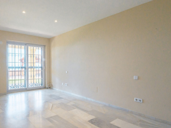 Semi-Detached House for sale in Benalmadena