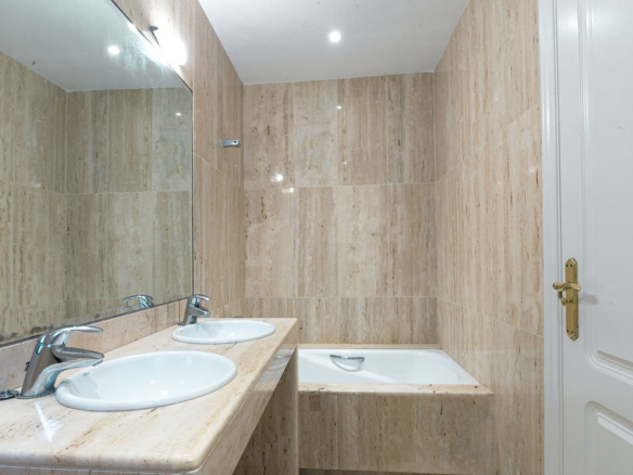 Semi-Detached House for sale in Benalmadena
