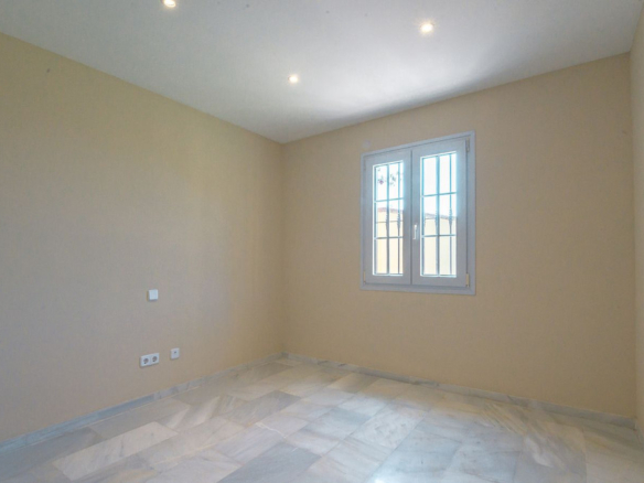 Semi-Detached House for sale in Benalmadena