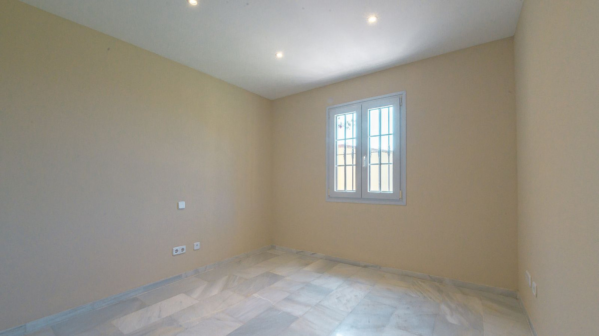 Semi-Detached House for sale in Benalmadena