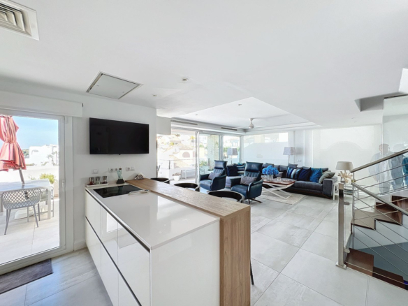 Semi-Detached House for sale in Benalmadena