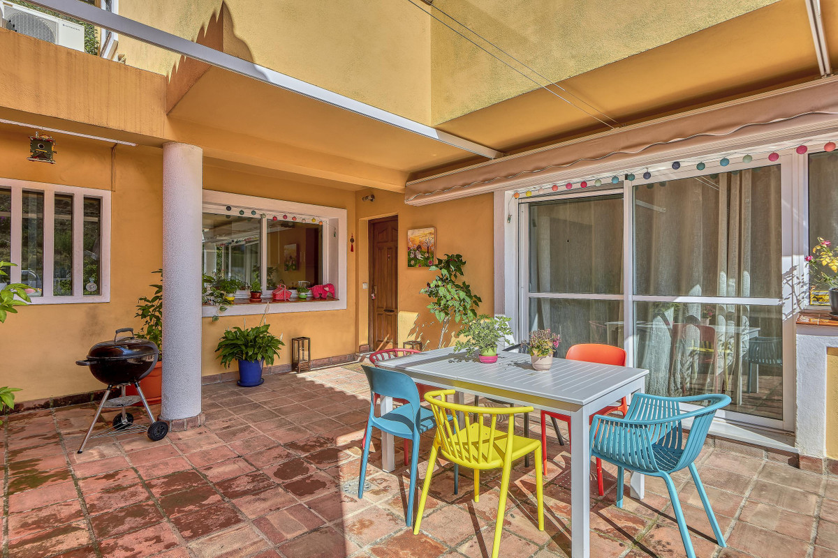Semi-Detached House for sale in Benalmadena