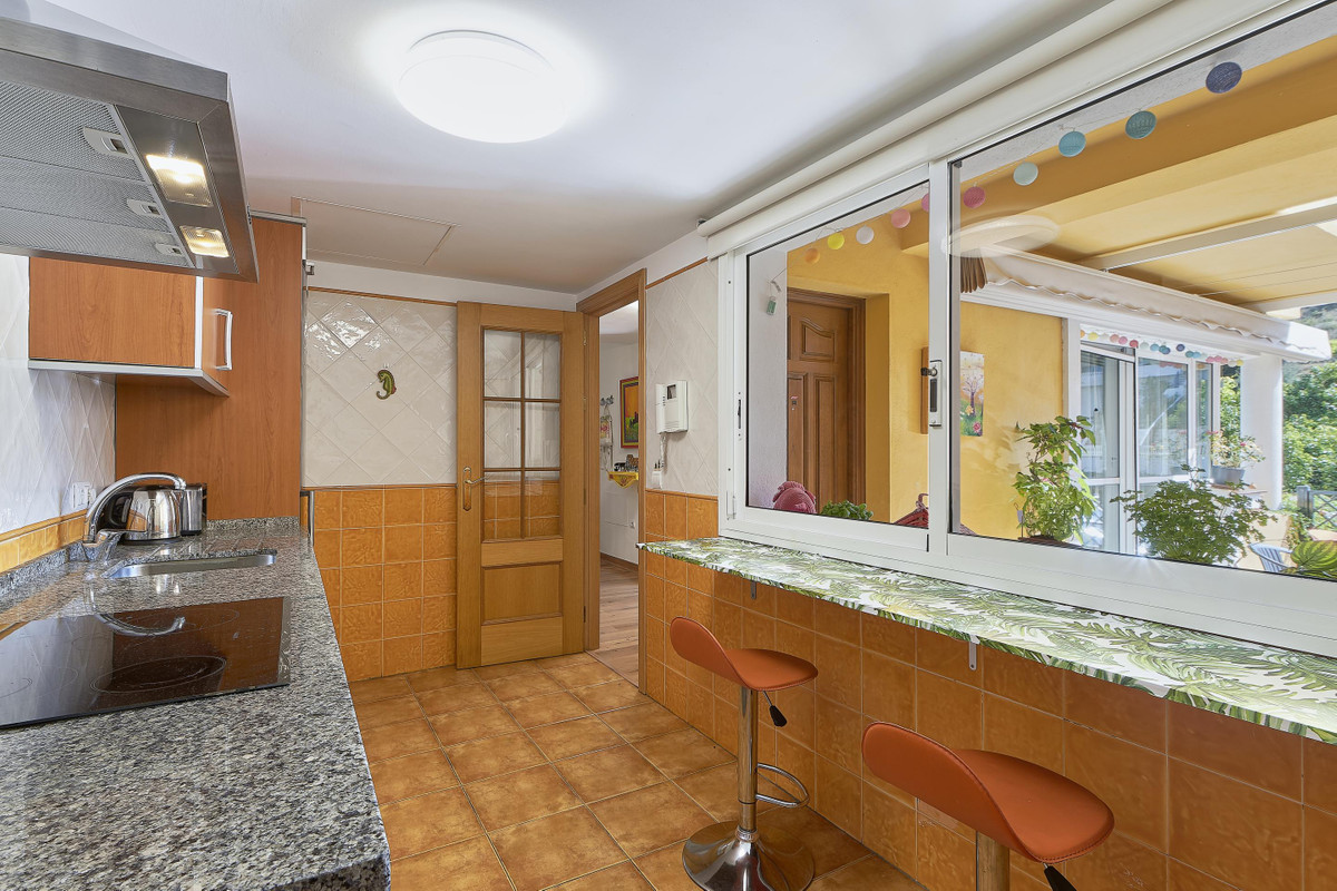 Semi-Detached House for sale in Benalmadena