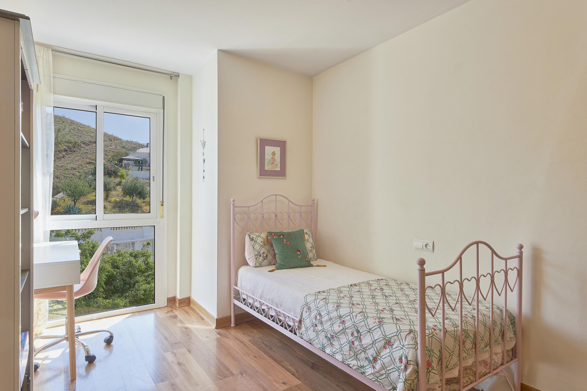Semi-Detached House for sale in Benalmadena