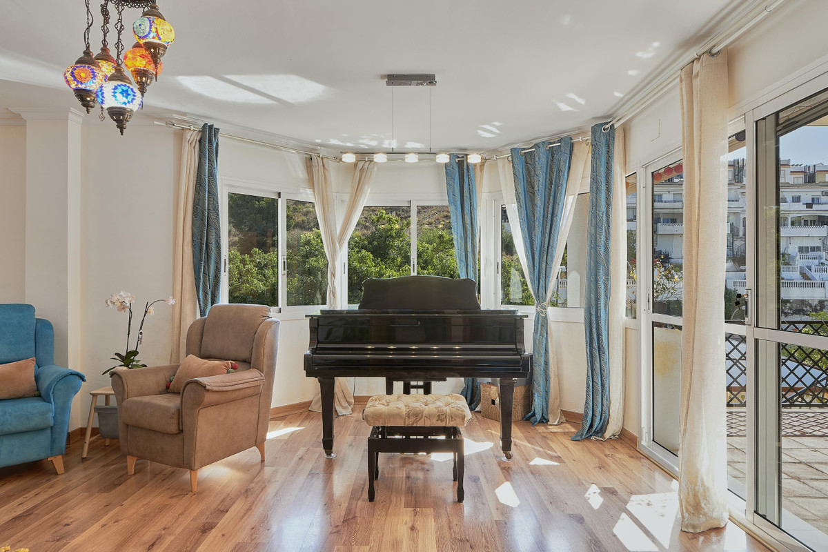 Semi-Detached House for sale in Benalmadena