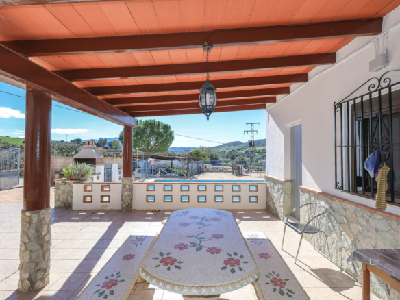 Semi-Detached House for sale in Coín