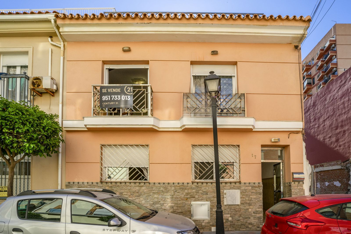 Semi-Detached House for sale in Fuengirola