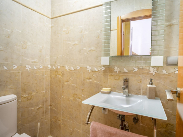 Semi-Detached House for sale in Fuengirola