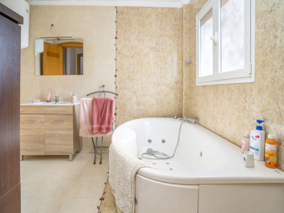 Semi-Detached House for sale in Fuengirola