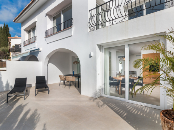 Semi-Detached House for sale in Istán