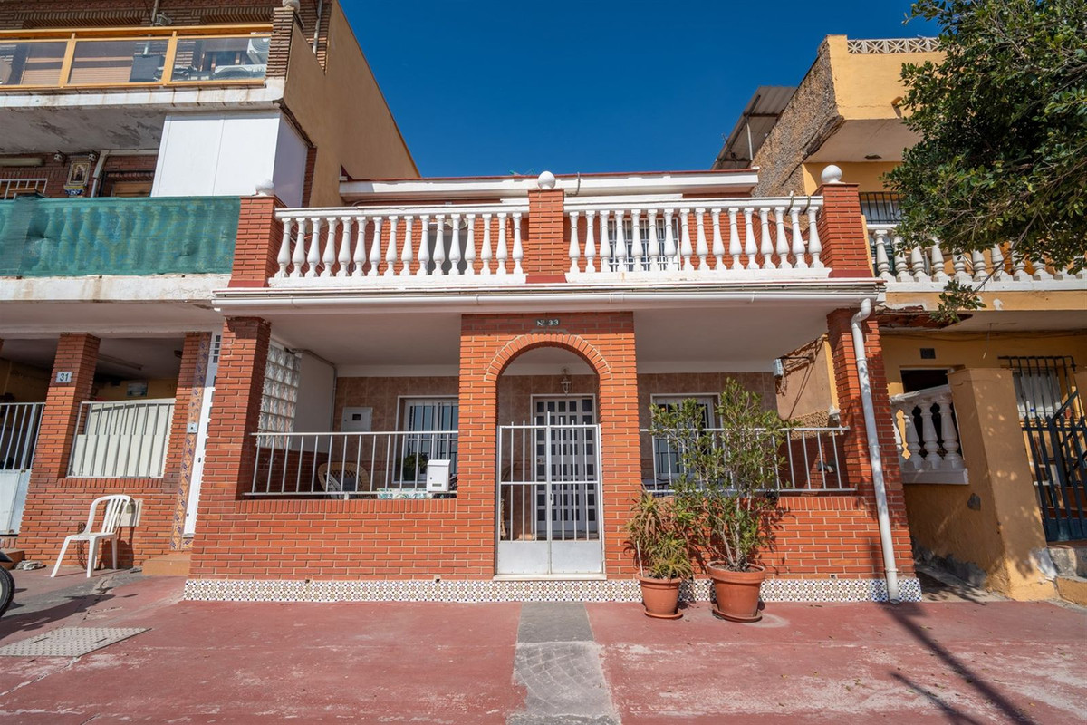 Semi-Detached House for sale in Málaga
