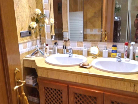 Semi-Detached House for sale in Marbella