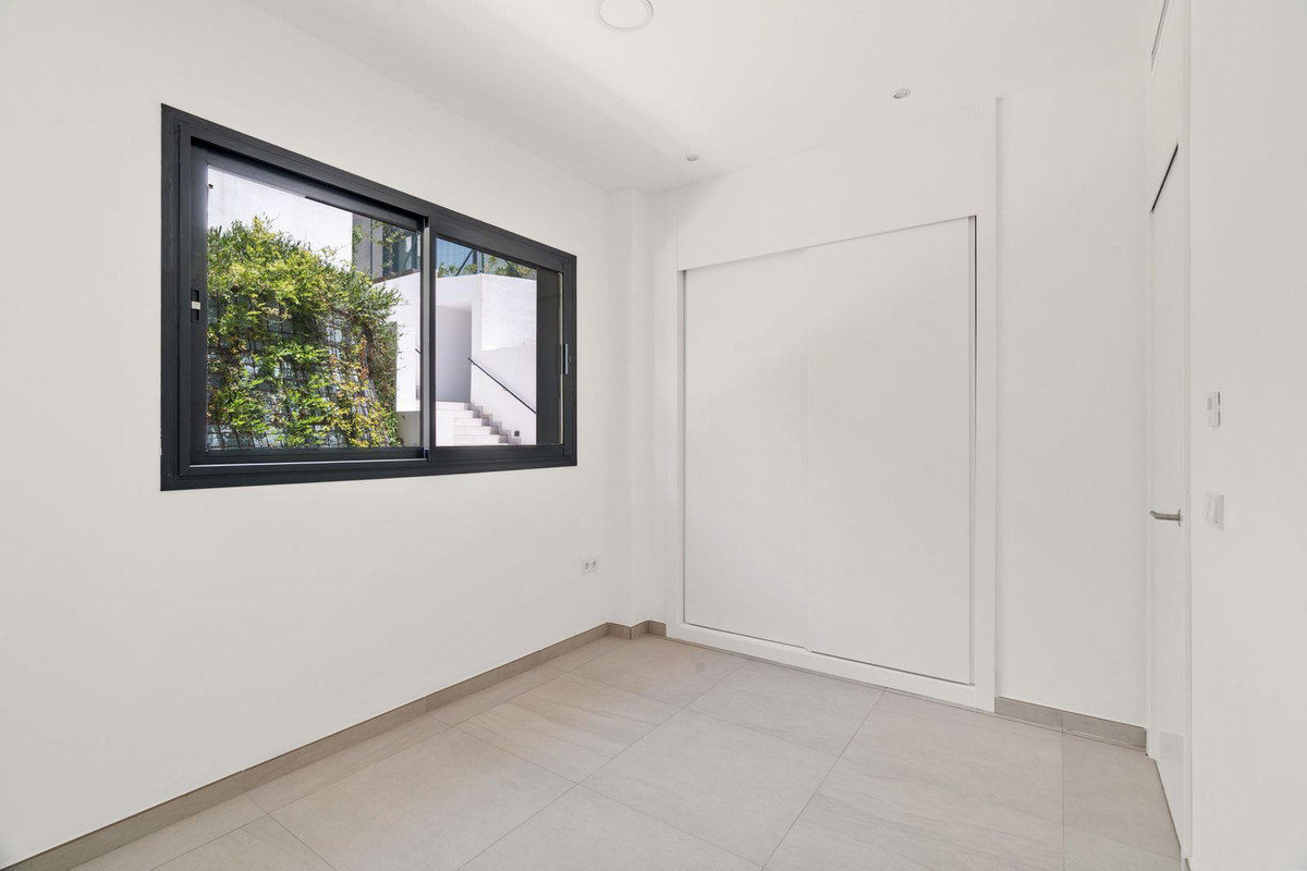 Semi-Detached House for sale in Marbella