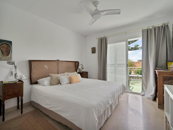 Semi-Detached House for sale in Marbella