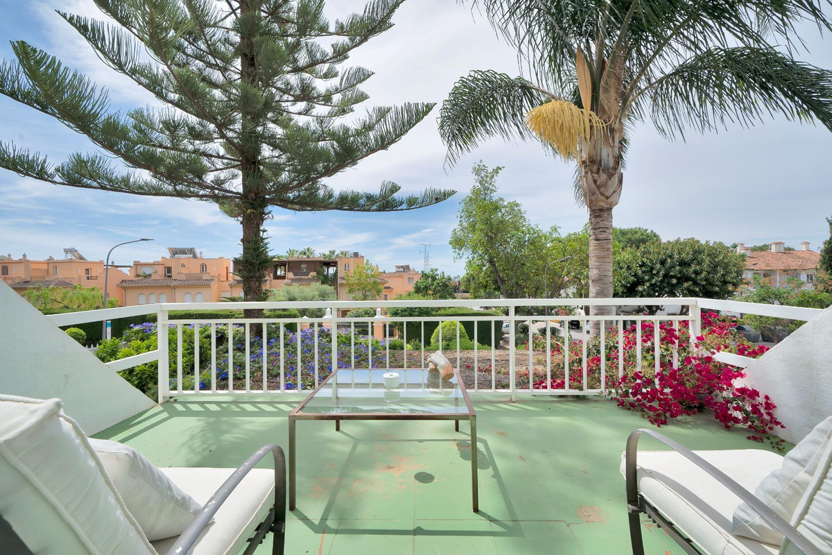 Semi-Detached House for sale in Marbella