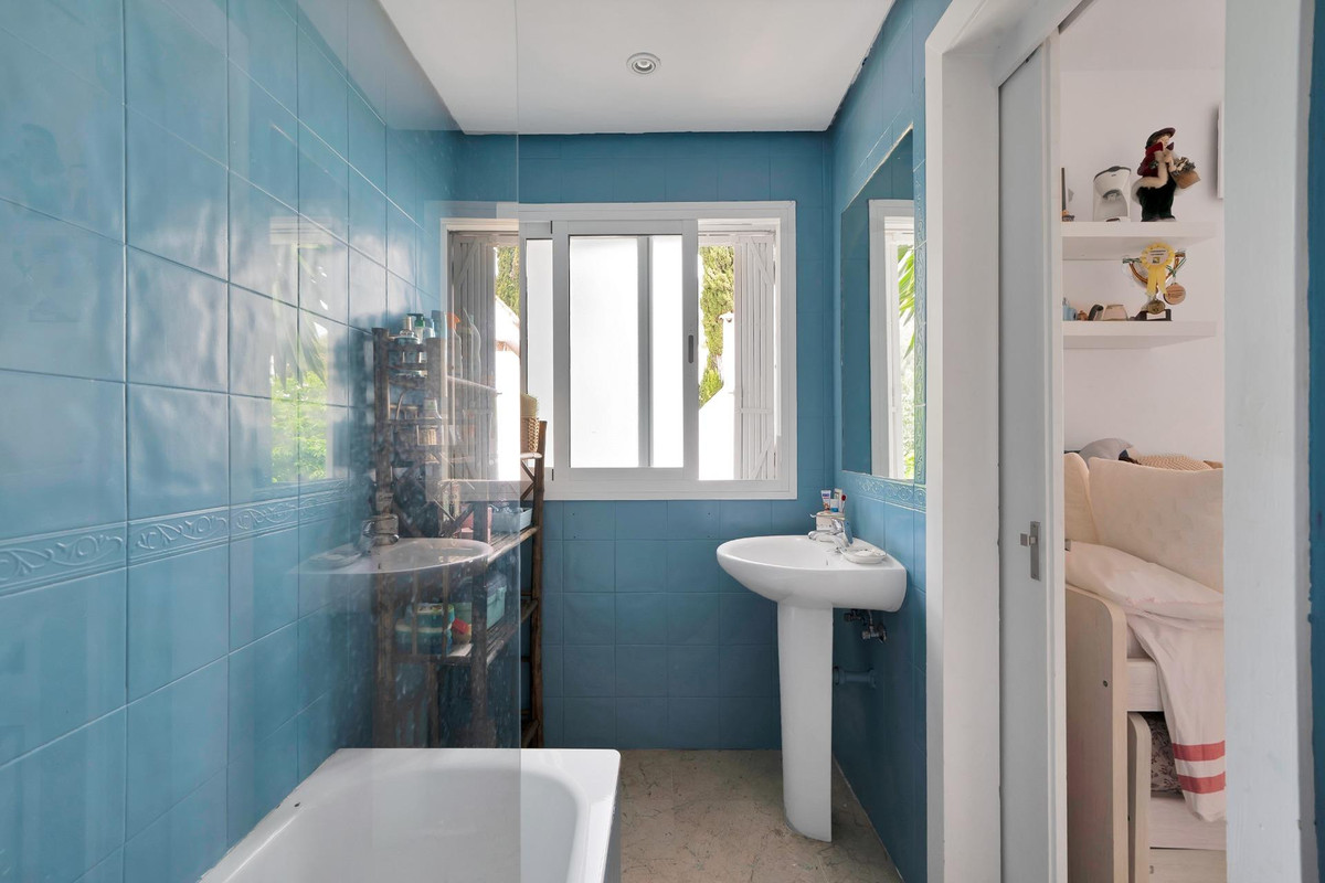 Semi-Detached House for sale in Marbella