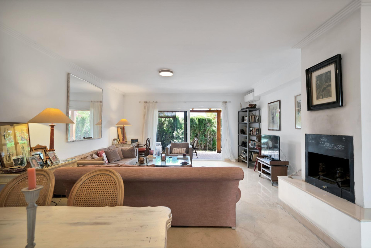 Semi-Detached House for sale in Marbella