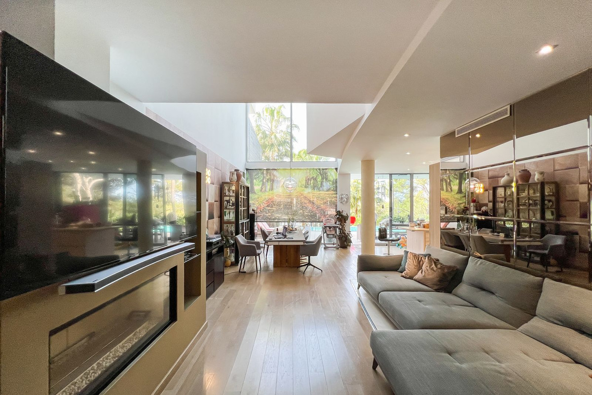 Semi-Detached House for sale in Marbella