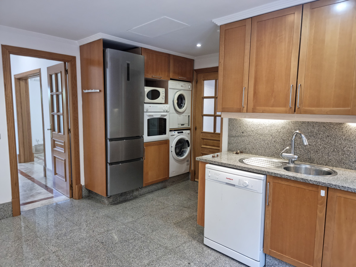 Semi-Detached House for sale in Marbella