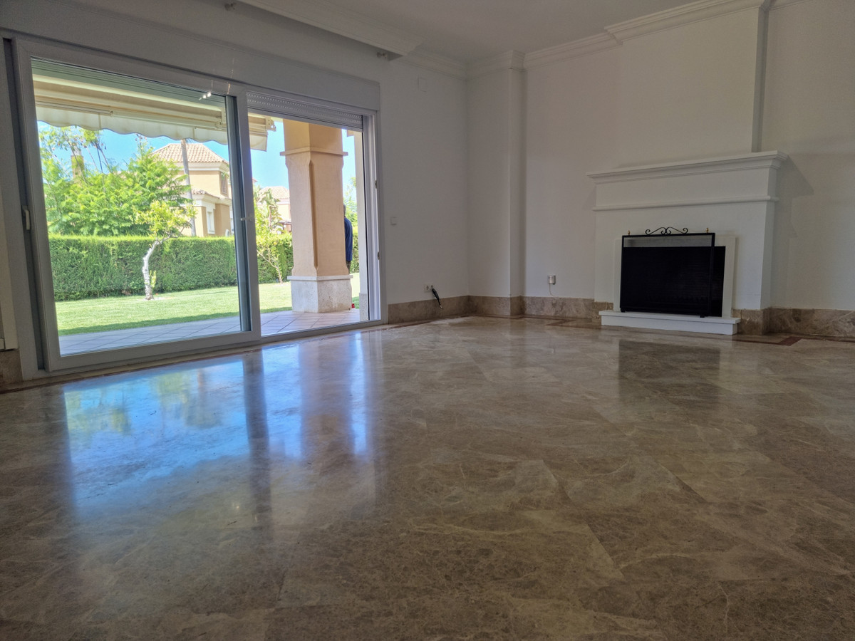 Semi-Detached House for sale in Marbella