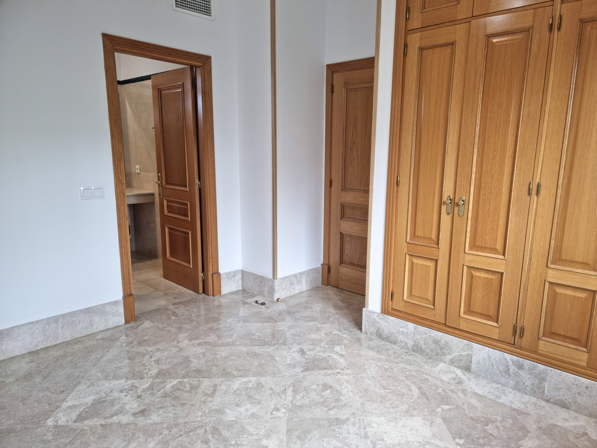 Semi-Detached House for sale in Marbella