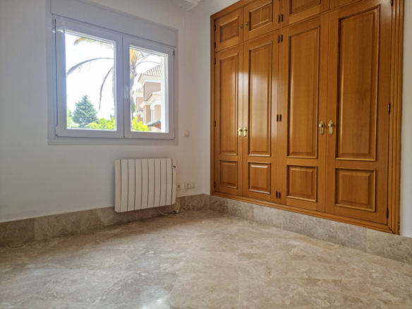 Semi-Detached House for sale in Marbella