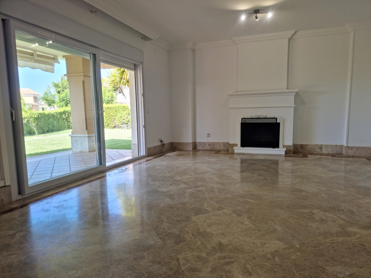 Semi-Detached House for sale in Marbella
