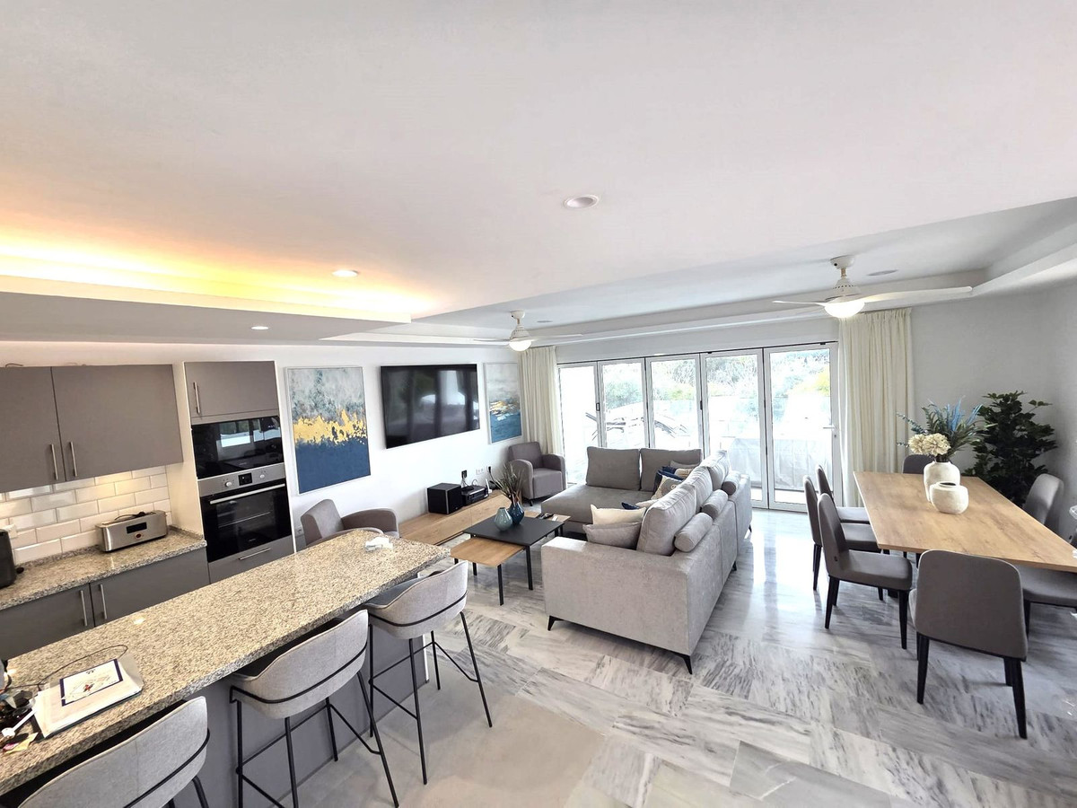Semi-Detached House for sale in Marbella