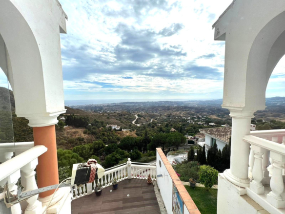 Semi-Detached House for sale in Mijas
