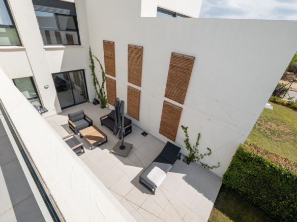 Townhouse for sale in Casares