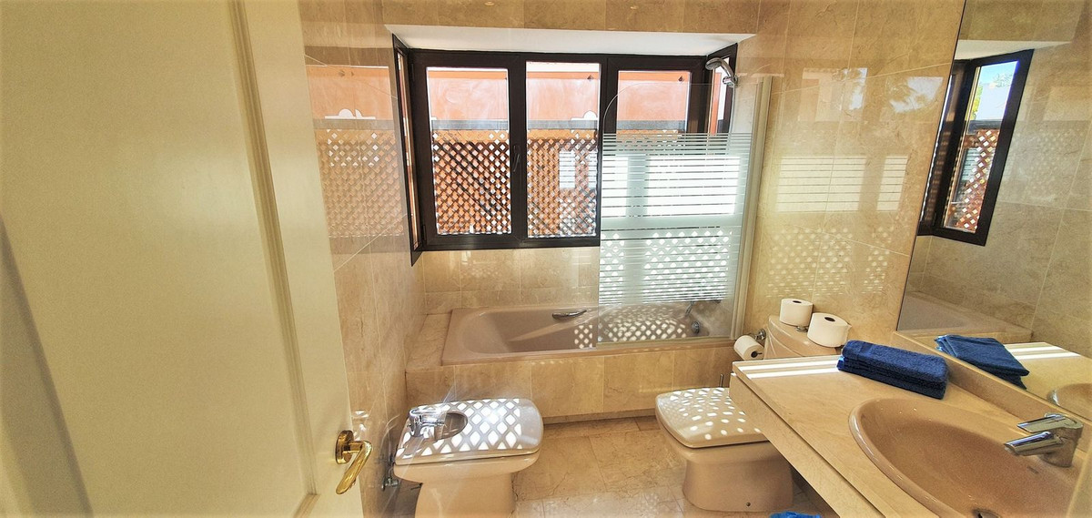 Townhouse for sale in Marbella