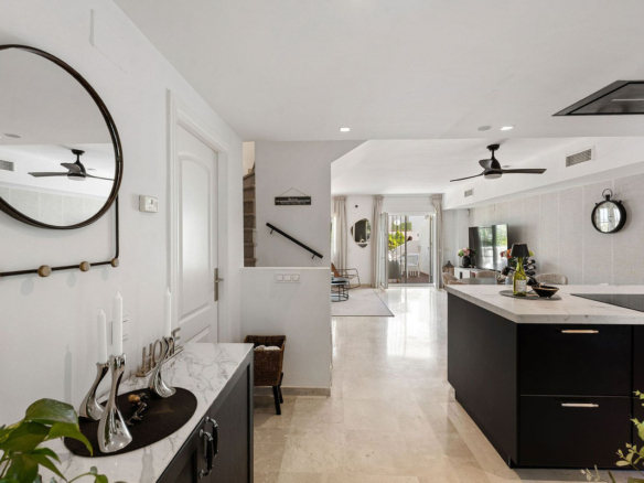 Townhouse for sale in Marbella