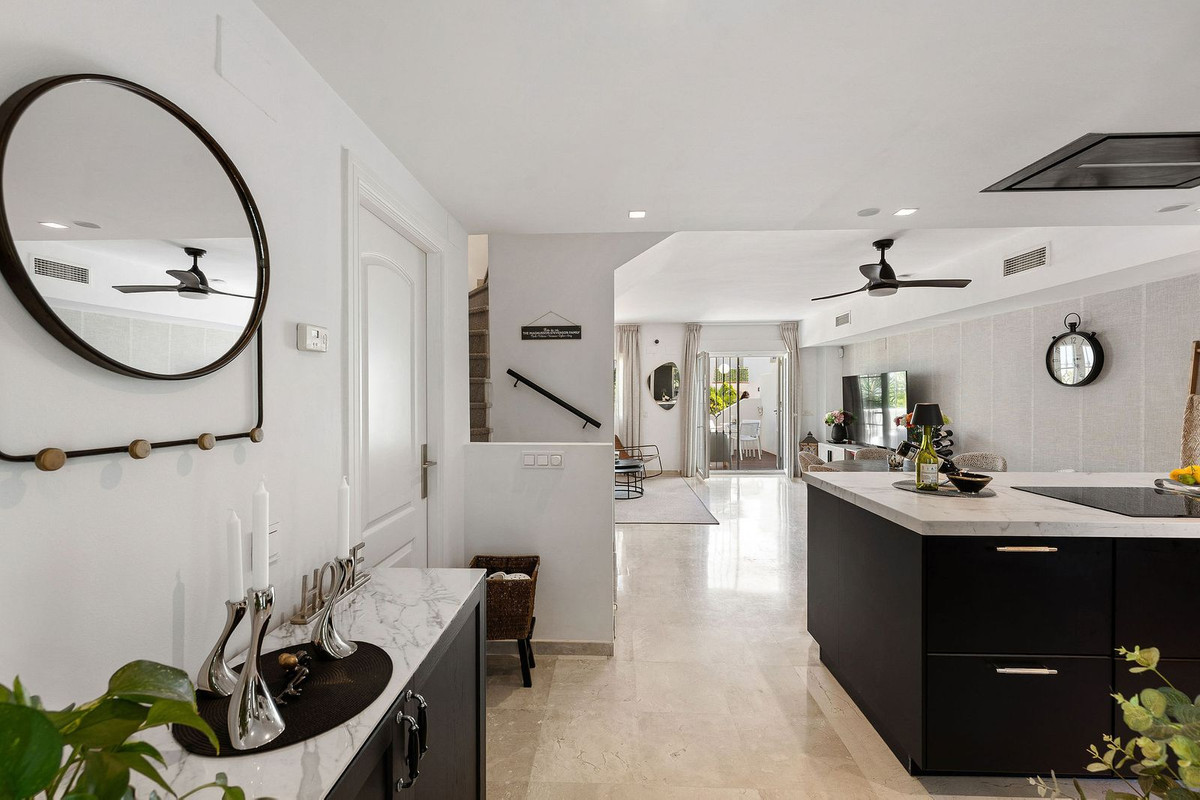 Townhouse for sale in Marbella