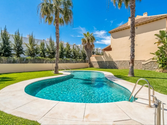 Townhouse for sale in Mijas