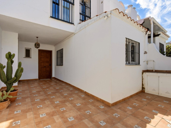 Townhouse for sale in Torremolinos