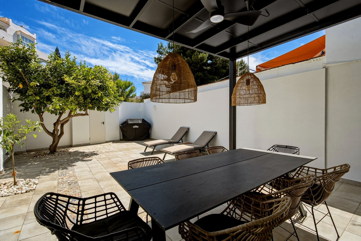 Townhouse for sale in Torremolinos