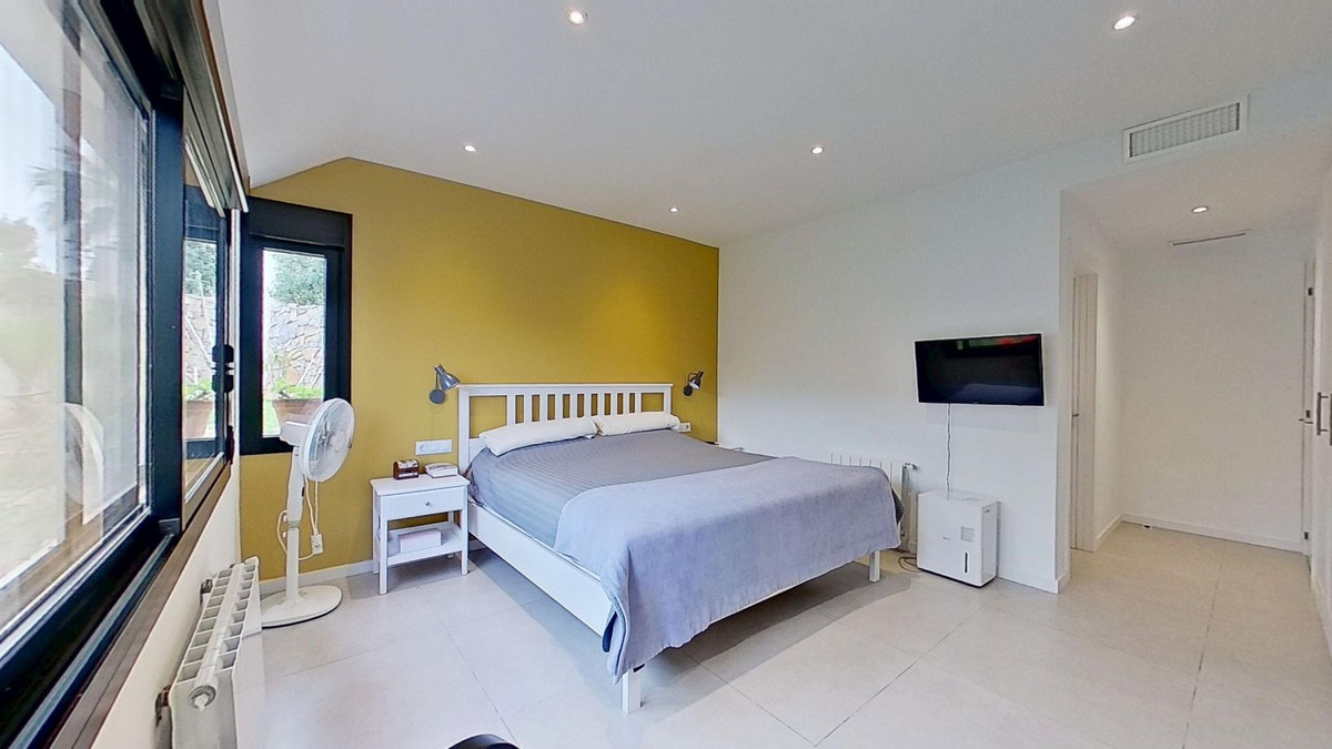 Villa for sale in Alhaurín de la Torre