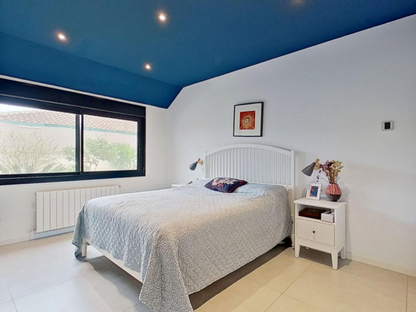 Villa for sale in Alhaurín de la Torre