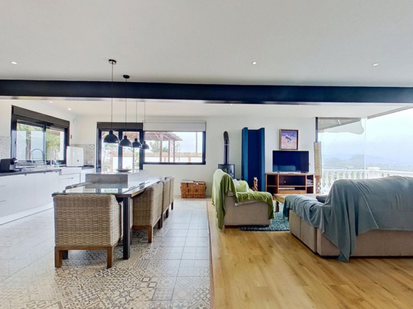 Villa for sale in Alhaurín de la Torre