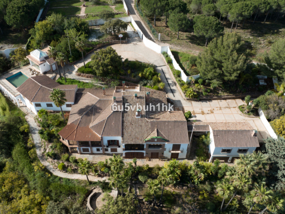 Villa for sale in Alhaurín el Grande